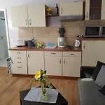 Apartment Haus Beuth *