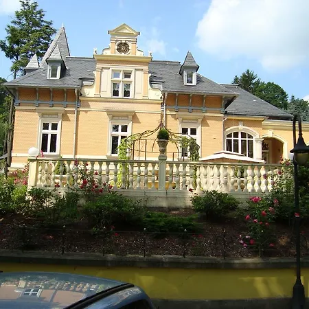 Haus Beuth Apartment *